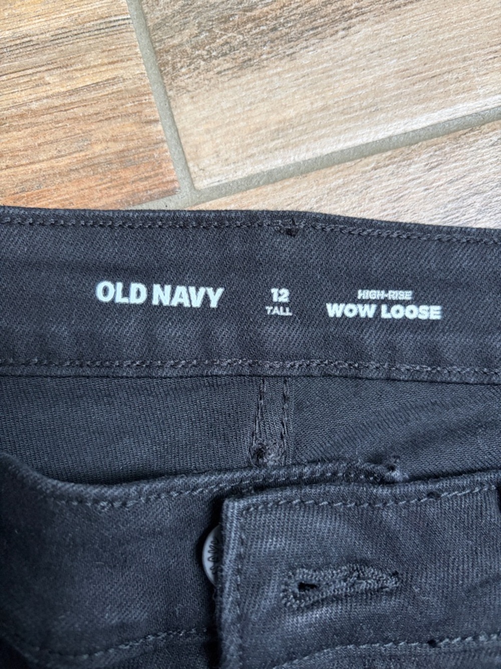 Old Navy High-Rise Women’s Jeans - Black Tall 12 - Picture 3 of 4